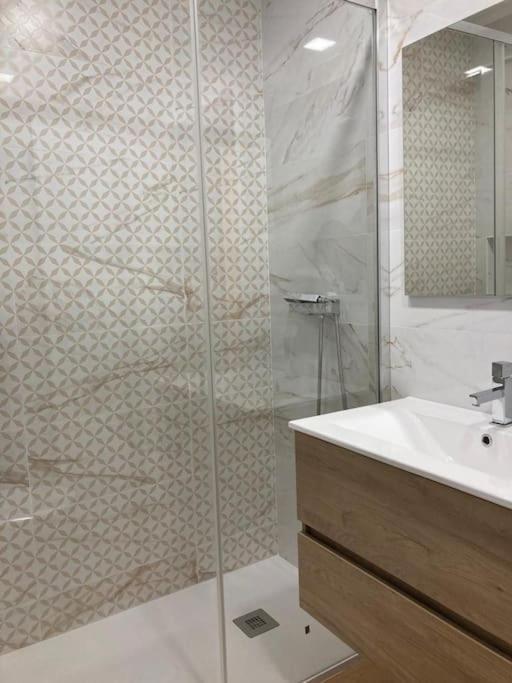 Apartamento Renovado No Centro Da Cidade - Casa4 Коимбра Экстерьер фото