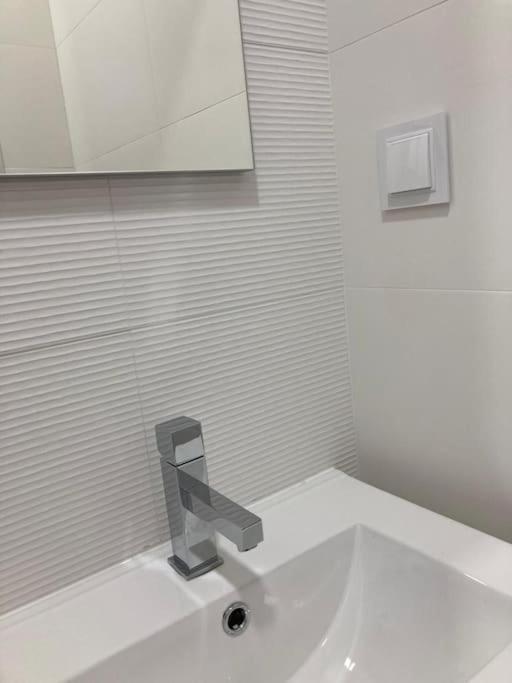 Apartamento Renovado No Centro Da Cidade - Casa4 Коимбра Экстерьер фото