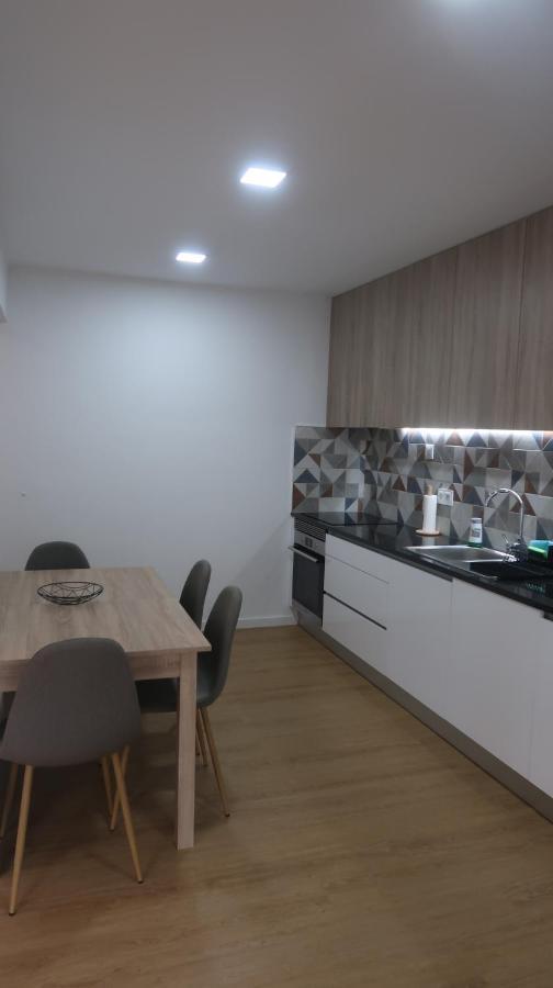 Apartamento Renovado No Centro Da Cidade - Casa4 Коимбра Экстерьер фото